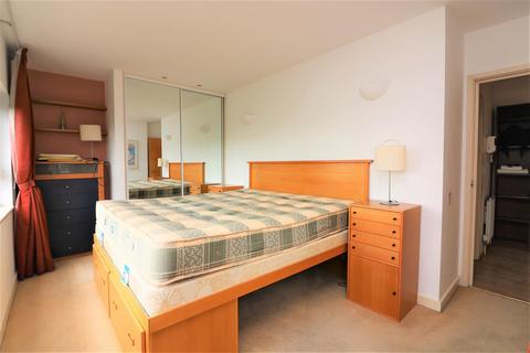 1 bedroom apartment to rent, Ocean Wharf, Canary Wharf, E14