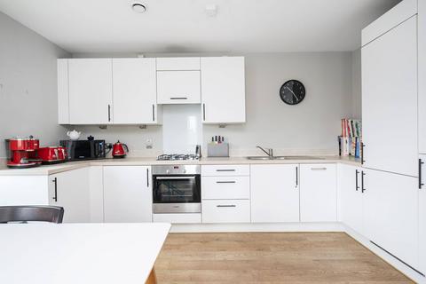 2 bedroom flat for sale, Bermuda Way, Stepney, London, E1
