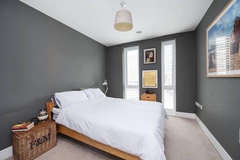 2 bedroom flat for sale, Bermuda Way, Stepney, London, E1