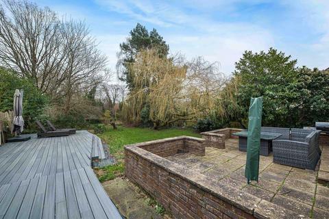 4 bedroom detached house for sale, Sutherland Avenue, Petts Wood, Orpington