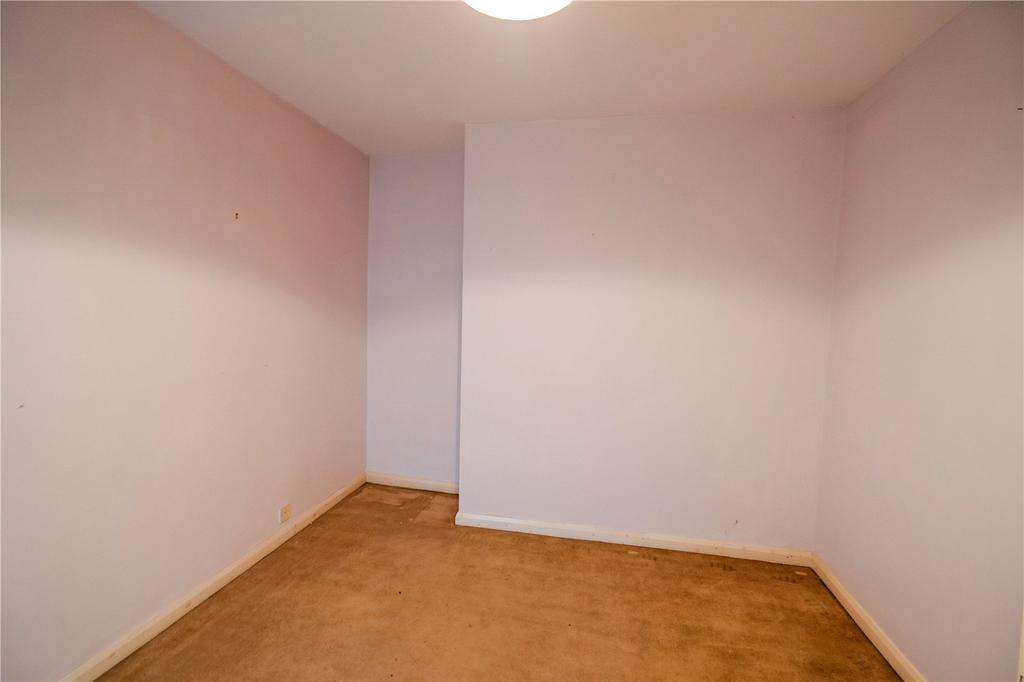 Bedroom (2)