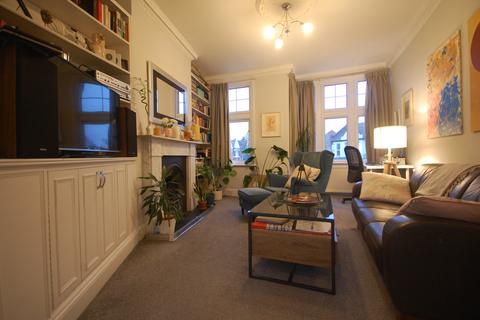 2 bedroom apartment to rent, Southfield Road, London W4