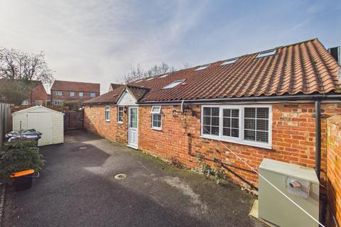 2 bedroom semi-detached bungalow for sale, Lincoln Lane, Thorpe-on-the-Hill, Lincoln