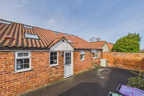2 bedroom semi-detached bungalow for sale, Lincoln Lane, Thorpe-on-the-Hill, Lincoln