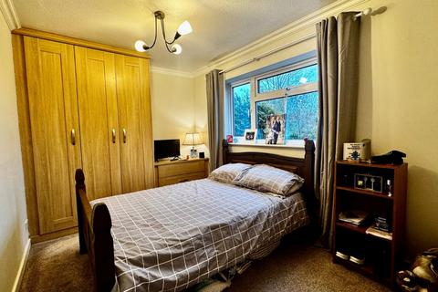 1 bedroom flat for sale, Somerville Square, Stafford, Stafforshire, ST17