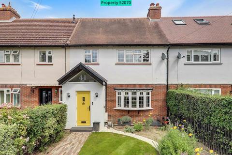 George Lane, Bromley, BR2 7LG