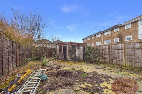 3 bedroom end of terrace house for sale, Hallam Close, Moulton, NN3 7LB