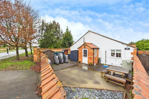 2 bedroom semi-detached bungalow for sale, Lincoln Lane, Thorpe-on-the-Hill, Lincoln