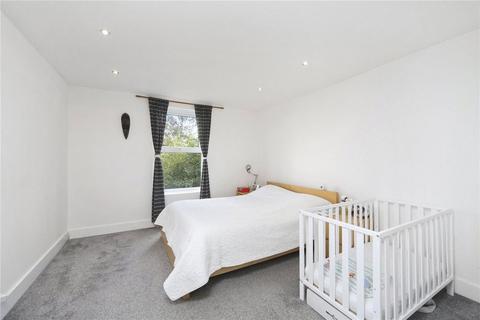 2 bedroom flat for sale, Mount Ephraim Road, London SW16
