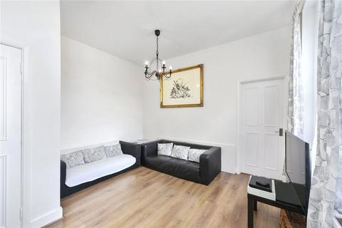 2 bedroom flat for sale, Mount Ephraim Road, London SW16