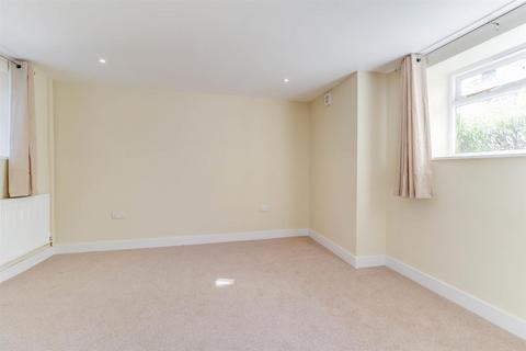 1 bedroom flat to rent, The Park GL53 0JX