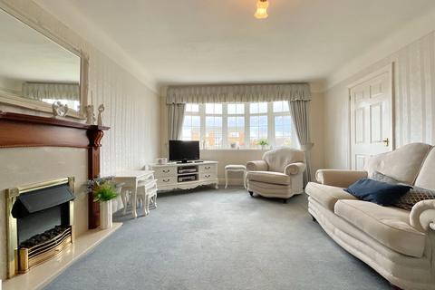 2 bedroom apartment for sale, Henley Drive, Southport PR9