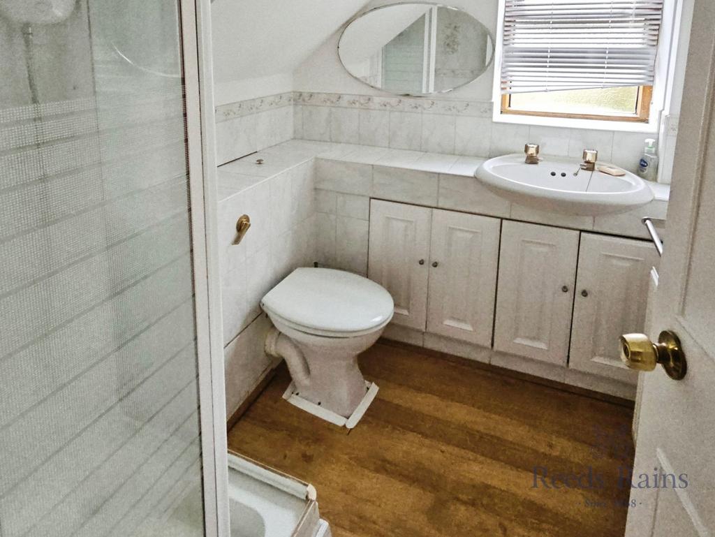 Ground Floor Shower