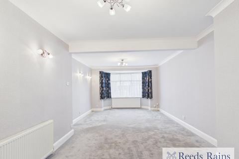 undefined, Laurel Crescent, Romford RM7