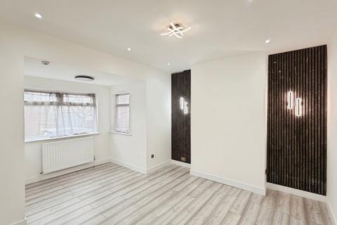 3 bedroom terraced house to rent, Elm Terrace, Stanley DH9