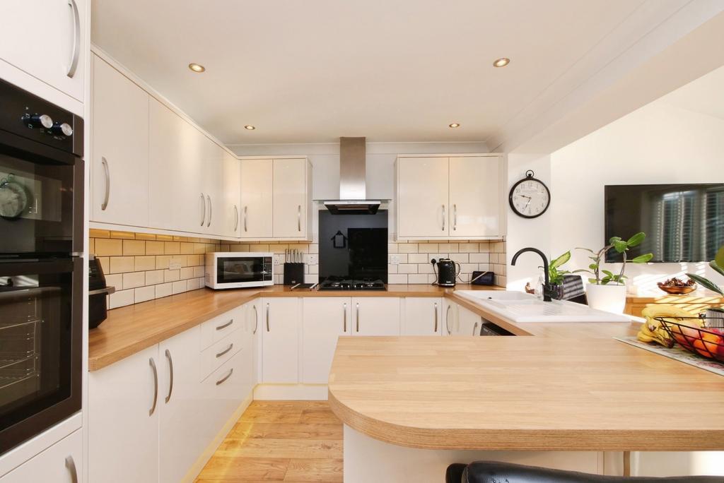 Property - Photo 3