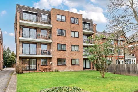2 bedroom flat for sale, Bromley Road, Beckenham, Kent, BR3