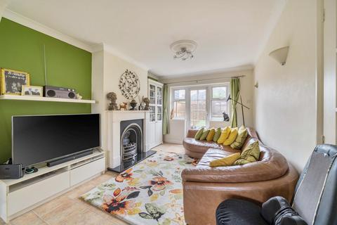 4 bedroom semi-detached house for sale, Oldfields Circus, Northolt, Middlesex