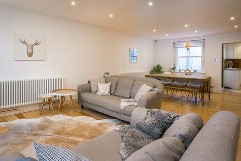 3 bedroom maisonette to rent, Norwood Road SE24 9BH