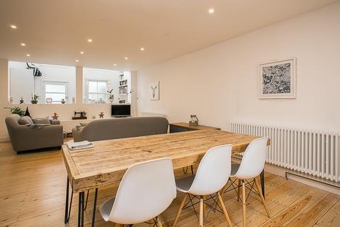 3 bedroom maisonette to rent, Norwood Road SE24 9BH