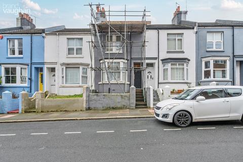 3 bedroom terraced house to rent, Dewe Road, East Sussex BN2