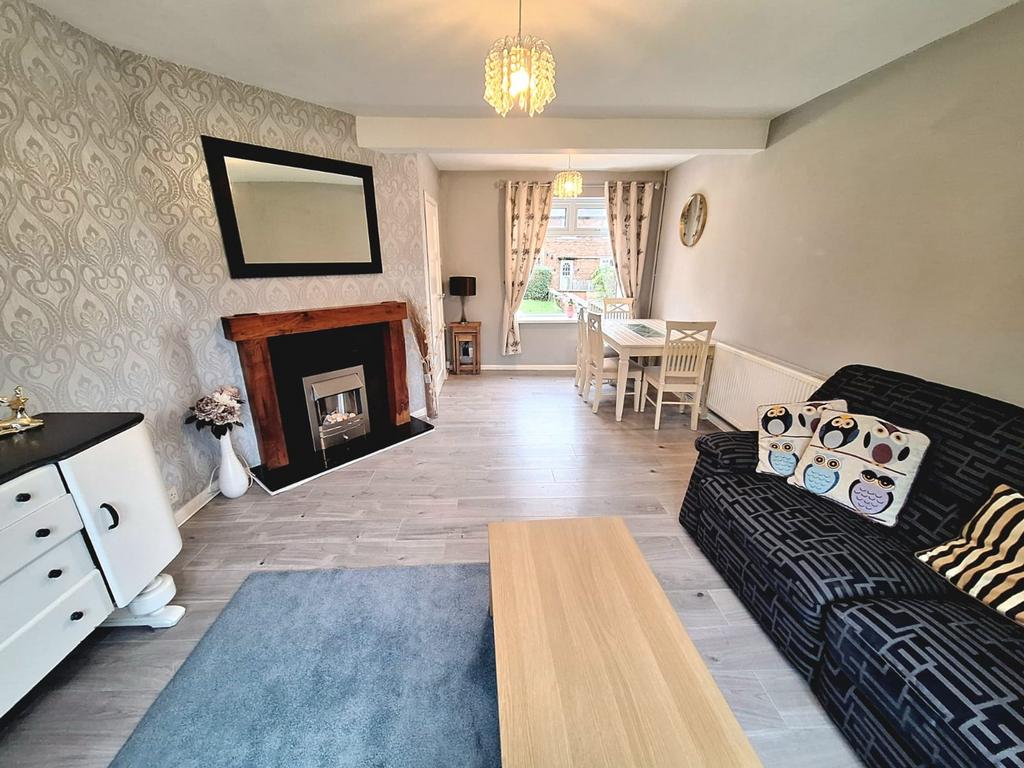 Living &amp; Dining Room