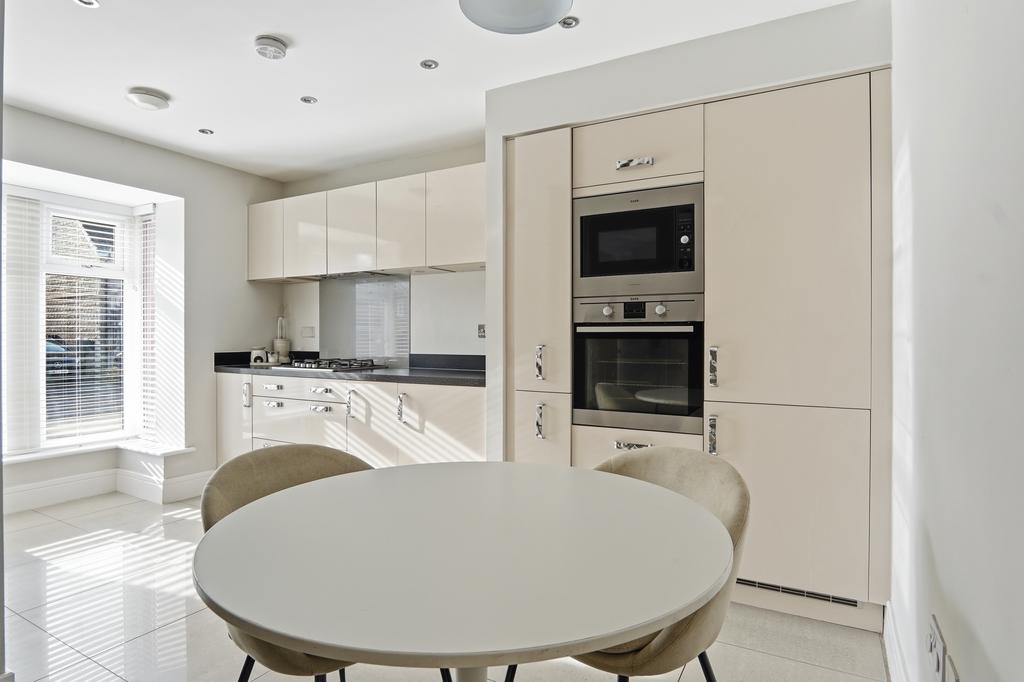 Mayfairmount004