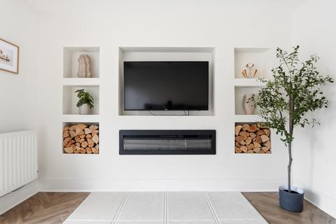 3 bedroom semi-detached house for sale, Crossgates, Leeds LS15