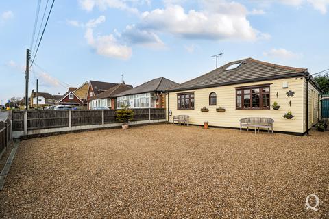 4 bedroom bungalow for sale - School Lane, Iwade, Sittingbourne, Kent, ME9