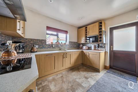 4 bedroom bungalow for sale, School Lane, Iwade, Sittingbourne, Kent, ME9