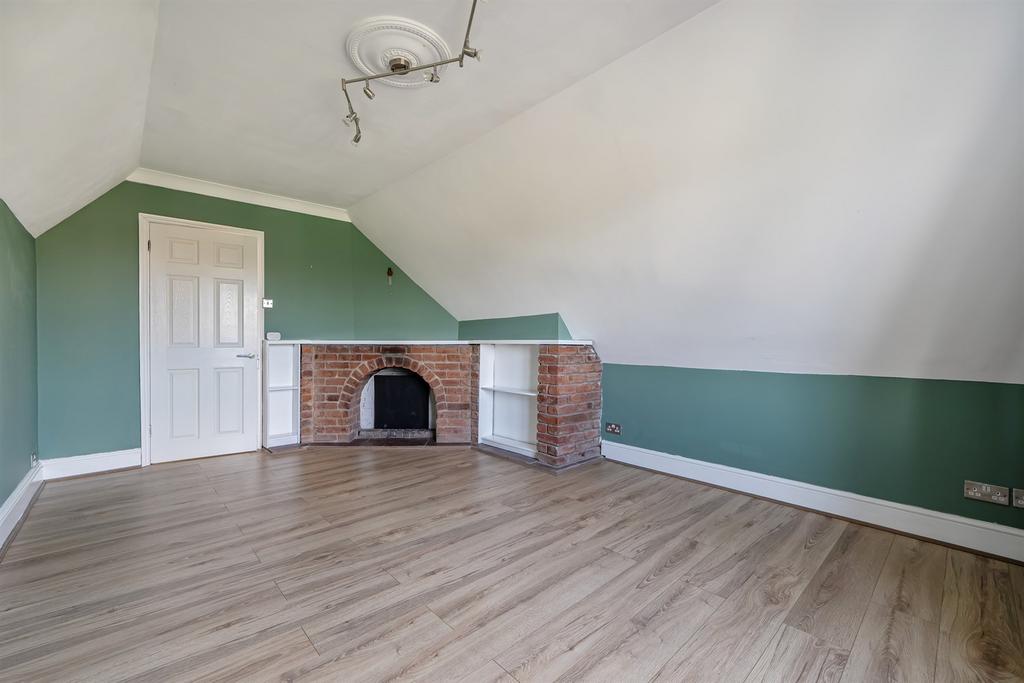 Living/dining room