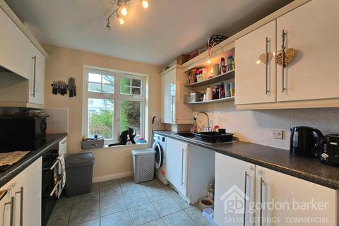 2 bedroom ground floor flat for sale, Malmesbury Park Road, Bournemouth BH8