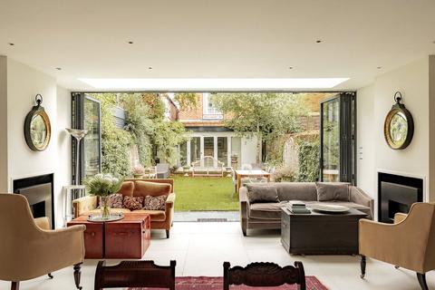 undefined, Phillimore Terrace, Allen Street, Kensington, London, W8