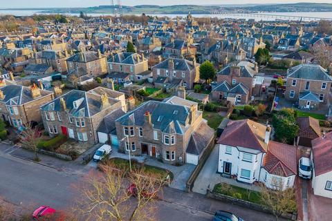 5 bedroom semi-detached house for sale, Lammerton Terrace, Dundee DD4