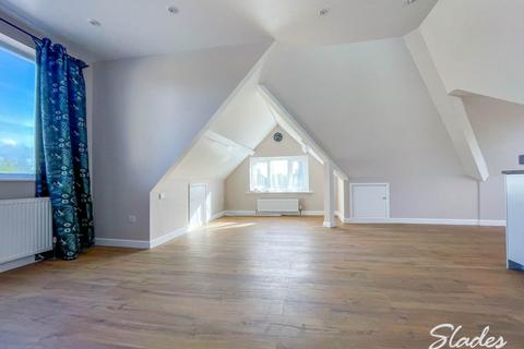 2 bedroom apartment to rent, Stour Road, Christchurch, Dorset