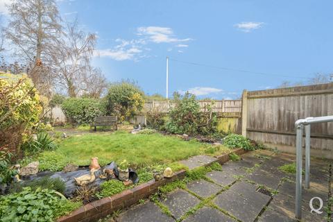 2 bedroom bungalow for sale, Stanhope Avenue, Sittingbourne, Kent, ME10
