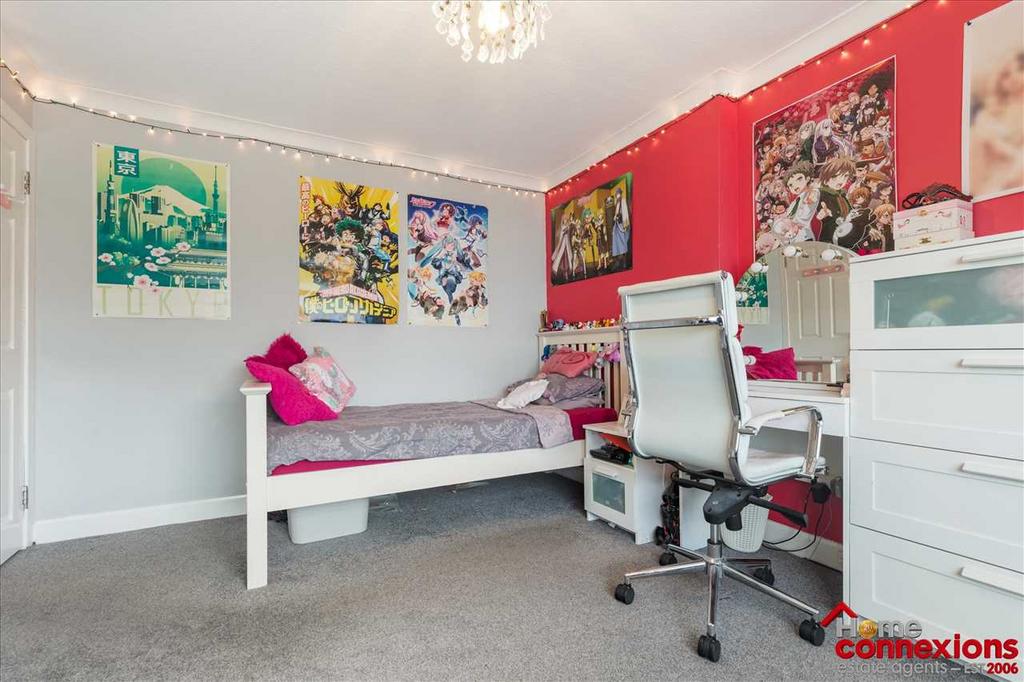 Bedroom Two (2)