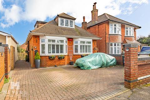 4 bedroom chalet for sale, Valette Road, Bournemouth, BH9 3JB