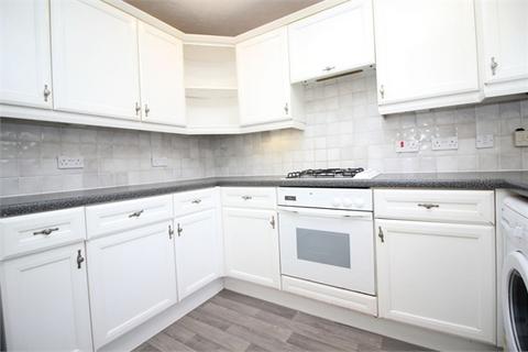 3 bedroom semi-detached house to rent, Rosemullion Avenue, Tattenhoe