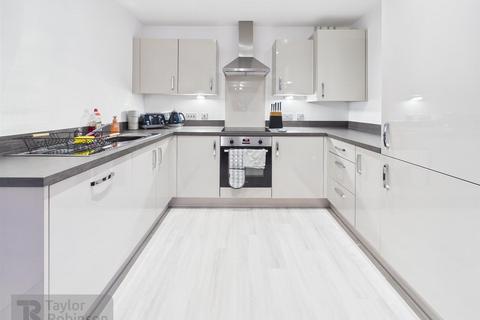 2 bedroom apartment for sale, Riverbrook Road, Forge Wood, Crawley