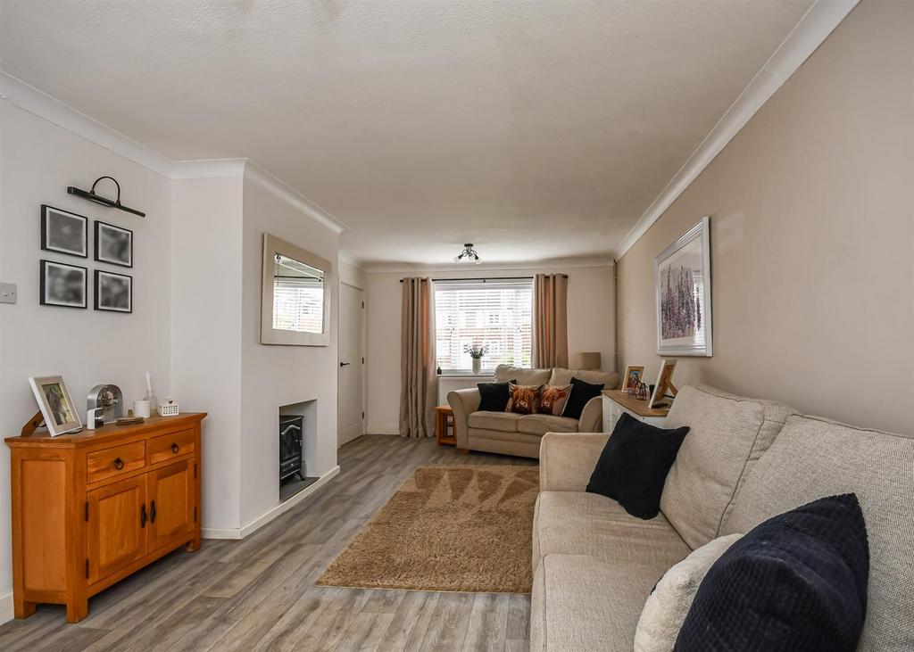 58 Dickinson Road-06.jpg