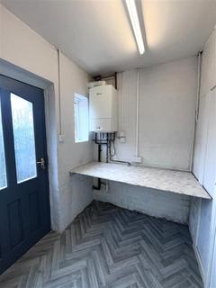 3 bedroom mews to rent, Stamford Avenue, Stalybridge SK15