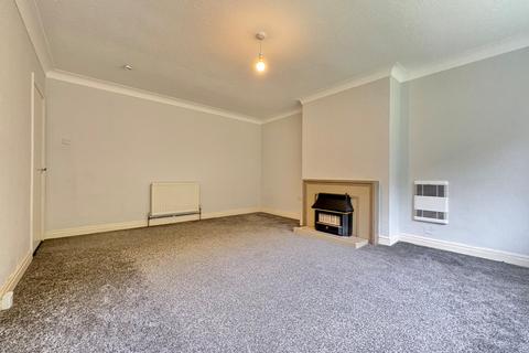 2 bedroom flat to rent, Wetherby Road, Roundhay, Leeds, LS8