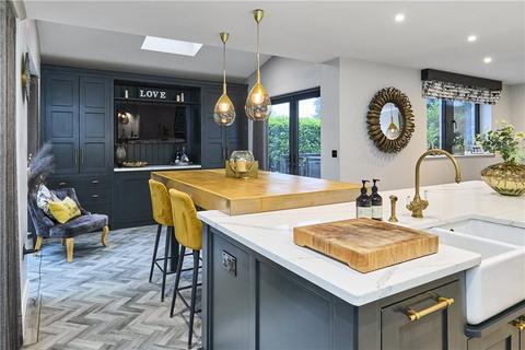 5 bedroom detached house for sale, Hollin Hall Drive, Ilkley, West Yorkshire, LS29