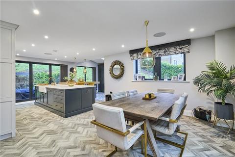 5 bedroom detached house for sale, Hollin Hall Drive, Ilkley, West Yorkshire, LS29
