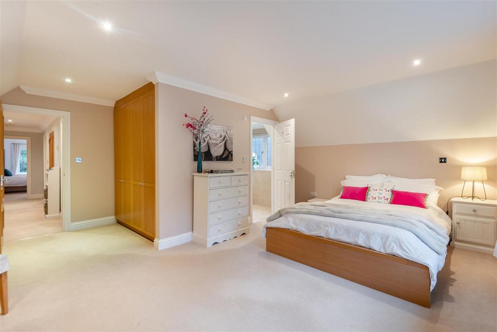 8677676-interior07.jpg