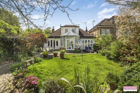 4 bedroom detached house for sale, Branscombe Gardens, Winchmore Hill, N21