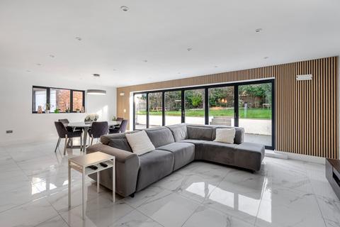 4 bedroom detached house for sale, Raymond Way, Claygate, KT10