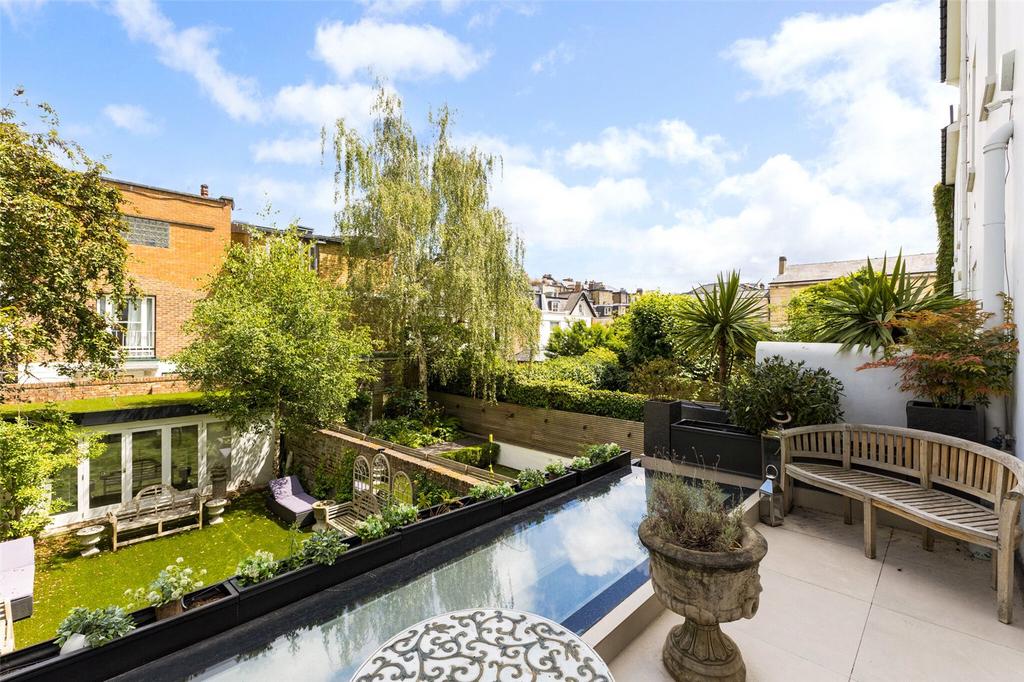 Balcony / Garden
