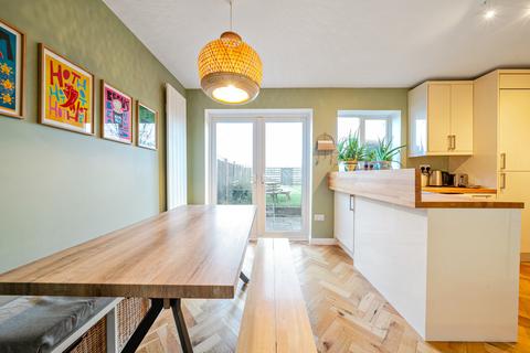 4 bedroom terraced house for sale, Ash Grove, Harefield, Uxbridge